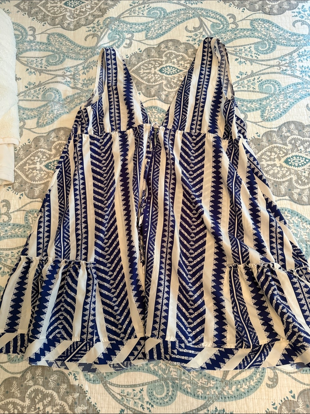 Cupshe Navy and Cream Striped V-Neck Mini Dress